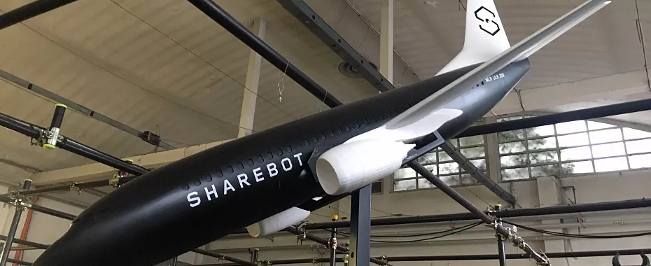 sharebot-aircraft-car-biomedical-cases