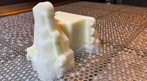 bracket-sla-printing-case